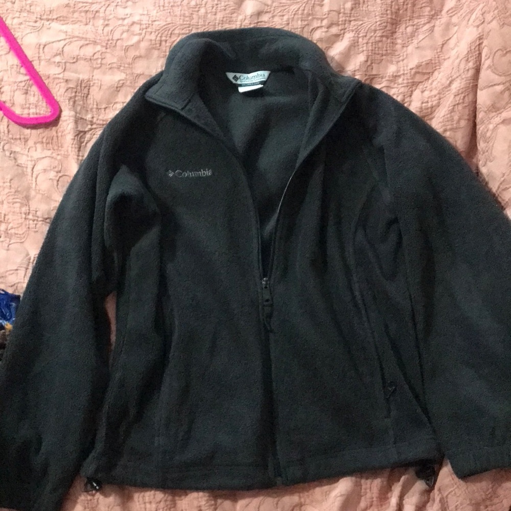 Small women’s Columbia outdoor fleece jacket